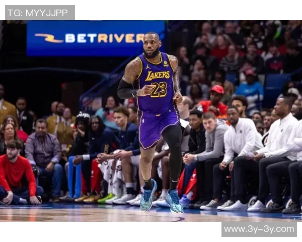 詹姆斯状态回暖连续四场投篮命中率超五成展现强大实力