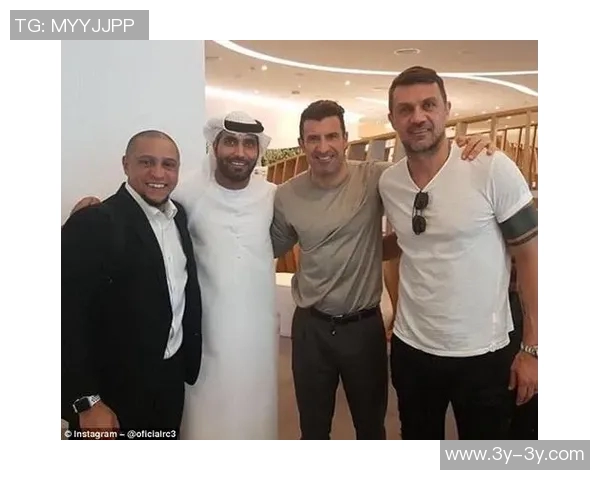 四大足球传奇同聚一堂巴乔晒与大罗马尔蒂尼菲戈合影