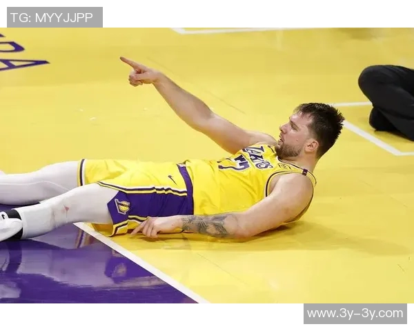 东契奇赛季表现惊人153分钟内狂砍165分并送出33助攻